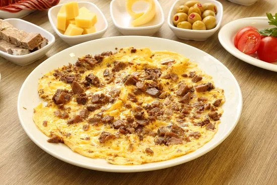Kavurmali Omlet