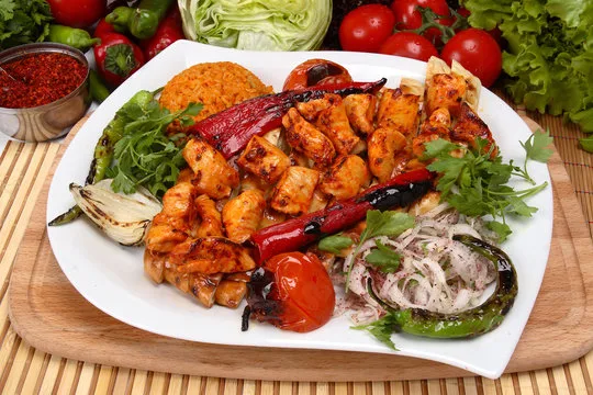 Tavuk Şiş Porsiyon